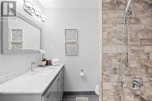 1577 St. Gabriel Crescent, Windsor, ON - Indoor Photo Showing Bathroom