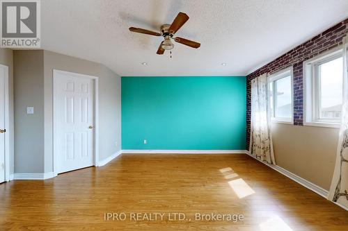 5426 Sweetgrass Gate, Mississauga, ON - Indoor Photo Showing Other Room