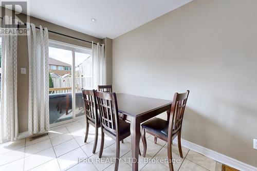 5426 Sweetgrass Gate, Mississauga, ON - Indoor Photo Showing Dining Room