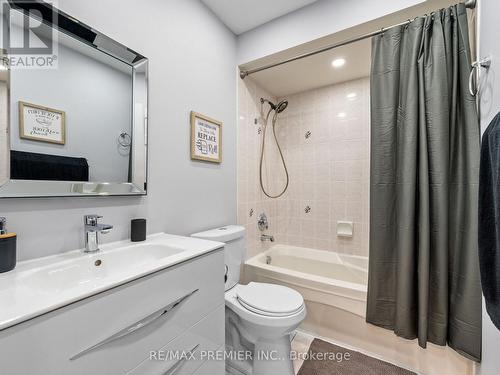 56 Fallstar Crescent W, Brampton, ON - Indoor Photo Showing Bathroom