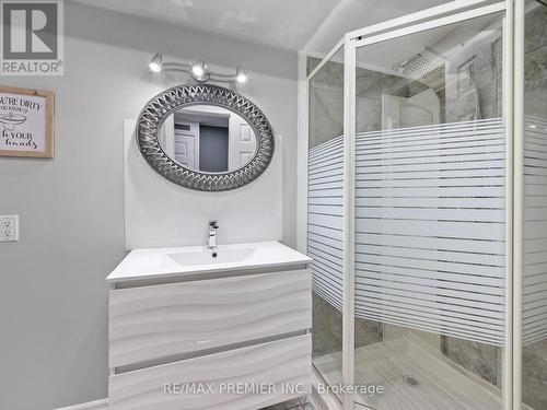 56 Fallstar Crescent W, Brampton, ON - Indoor Photo Showing Bathroom