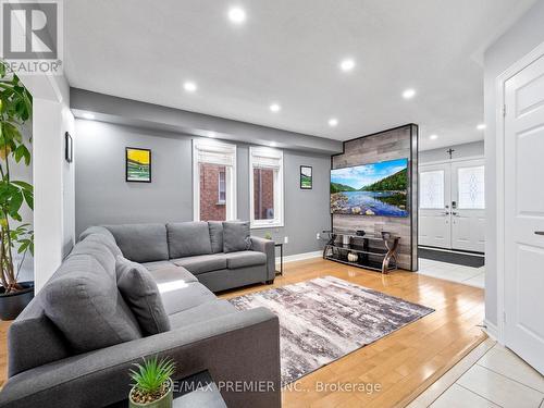 56 Fallstar Crescent W, Brampton, ON - Indoor Photo Showing Living Room