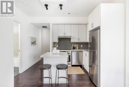 1608 - 1 The Esplanade, Toronto, ON - Indoor Photo Showing Kitchen