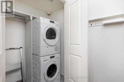 1608 - 1 The Esplanade, Toronto, ON - Indoor Photo Showing Laundry Room