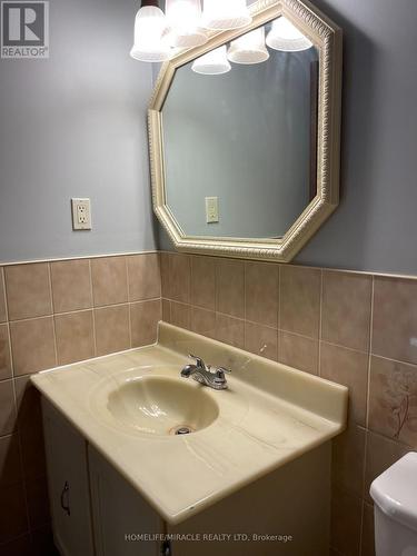 55 Major Oaks Drive, Brampton, ON - Indoor Photo Showing Bathroom