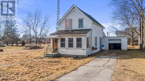 9613 Currie Road, Dutton/Dunwich, ON - Outdoor With Facade