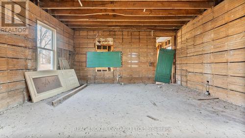 9613 Currie Road, Dutton/Dunwich, ON - Indoor Photo Showing Other Room