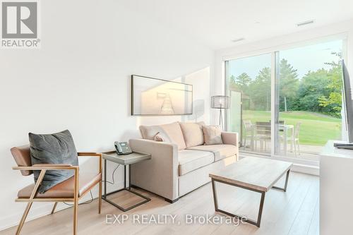 102 - 120 Carrick Trail, Gravenhurst, ON - Indoor Photo Showing Living Room