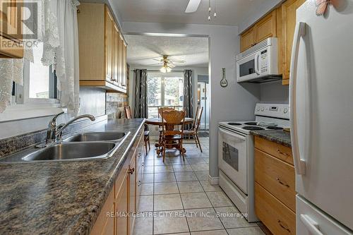 120 Ferguson Avenue, Cambridge, ON - Indoor Photo Showing Kitchen With Double Sink