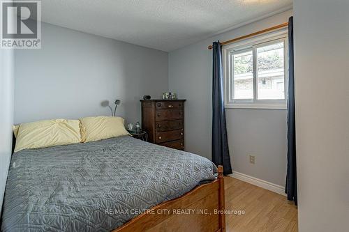 120 Ferguson Avenue, Cambridge, ON - Indoor Photo Showing Bedroom