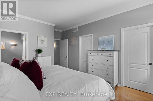 106 Hickory Grove, Belleville, ON - Indoor Photo Showing Bedroom