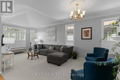 106 Hickory Grove, Belleville, ON - Indoor Photo Showing Living Room