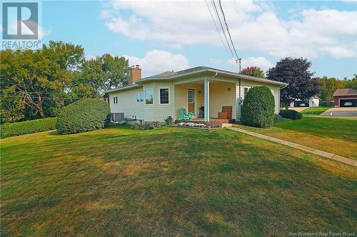 673 Douglas Avenue, Fredericton, NB - Outdoor