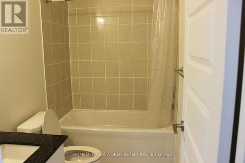 Unit 58 - 19 Eldora Avenue, Toronto, ON - Indoor Photo Showing Bathroom