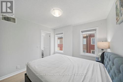 22 - 2500 Hill Rise Court, Oshawa, ON - Indoor Photo Showing Bedroom