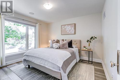 399 Lake Promenade, Toronto, ON - Indoor Photo Showing Bedroom