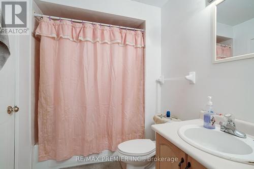 116 Charleton Settlement Avenue, Toronto, ON - Indoor Photo Showing Bathroom