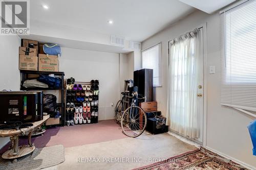 116 Charleton Settlement Avenue, Toronto, ON - Indoor Photo Showing Other Room