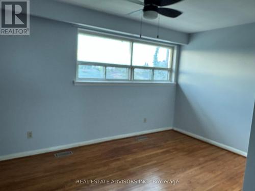 25 Windhill Crescent, Toronto, ON - Indoor Photo Showing Other Room