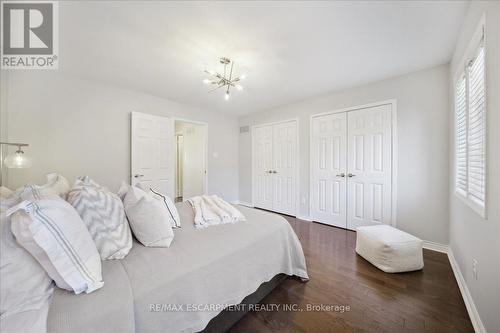 52 Harbourview Crescent, Toronto, ON - Indoor Photo Showing Bedroom