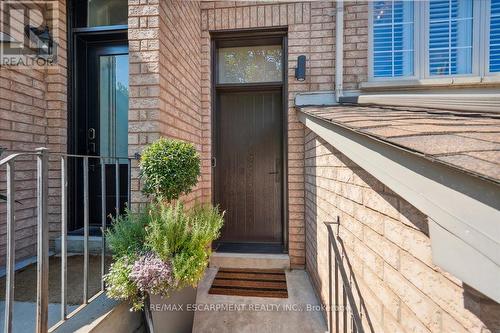 52 Harbourview Crescent, Toronto, ON - Outdoor