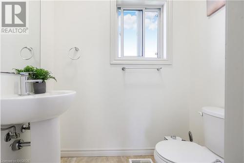 439 Ridge St Street, Port Elgin, ON - Indoor Photo Showing Bathroom