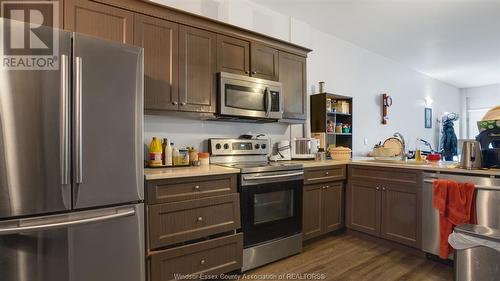 1501 Elsmere Avenue Unit# 1, Windsor, ON - Indoor Photo Showing Kitchen