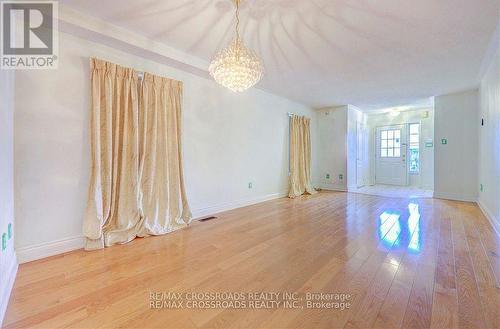 19 Penbridge Circle, Brampton, ON - Indoor Photo Showing Other Room