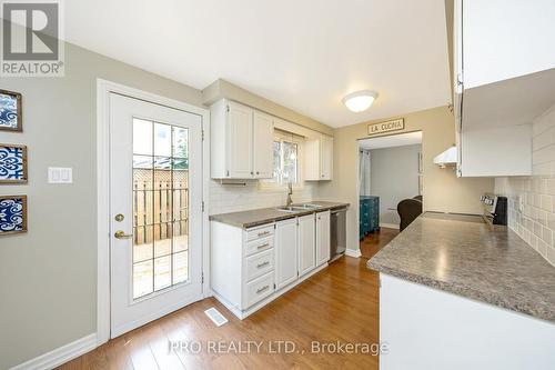 2 Jessop Court, Halton Hills, ON - Indoor Photo Showing Kitchen With Double Sink