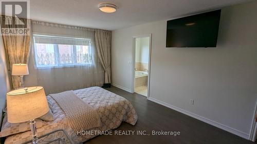 4861 Verdi Street, Burlington, ON - Indoor Photo Showing Bedroom