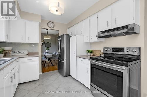 27 Millwood Road, Erin, ON - Indoor Photo Showing Kitchen