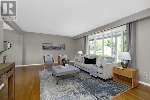 27 Millwood Road, Erin, ON - Indoor Photo Showing Living Room