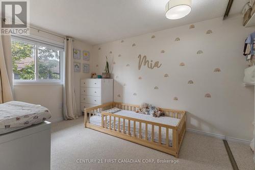 62 - 70 Chapman Court, London, ON - Indoor Photo Showing Bedroom