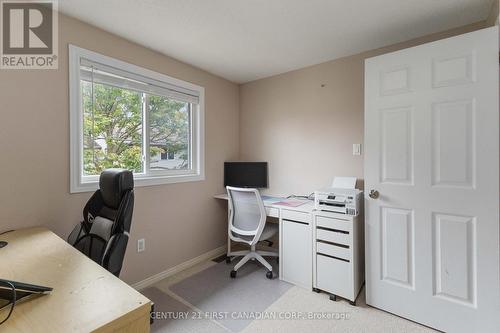 62 - 70 Chapman Court, London, ON - Indoor Photo Showing Office