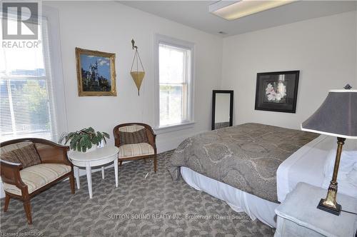 1000 1St Avenue W, Owen Sound, ON - Indoor Photo Showing Bedroom