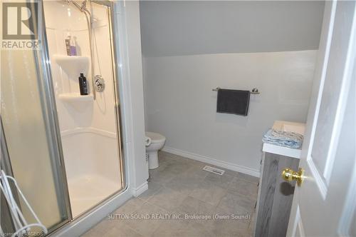 1000 1St Avenue W, Owen Sound, ON - Indoor Photo Showing Bathroom