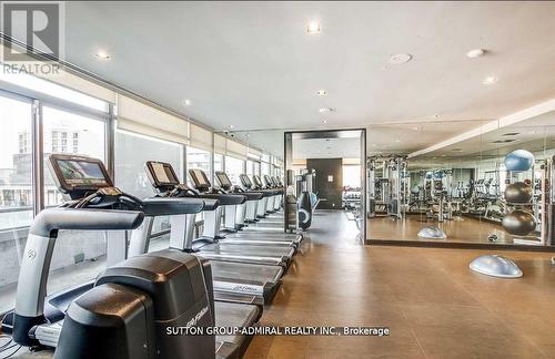 709 - 18 Yorkville Avenue, Toronto, ON - Indoor Photo Showing Gym Room