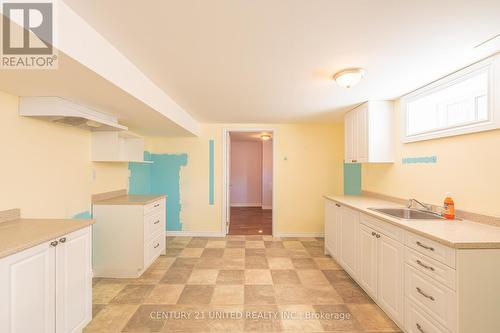 892 Elmdale Crescent, Peterborough (Northcrest), ON - Indoor Photo Showing Kitchen