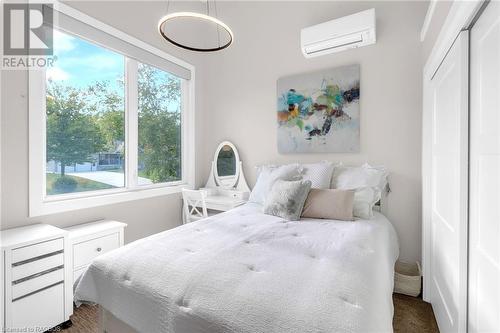 19 Walker Way, Sauble Beach, ON - Indoor Photo Showing Bedroom