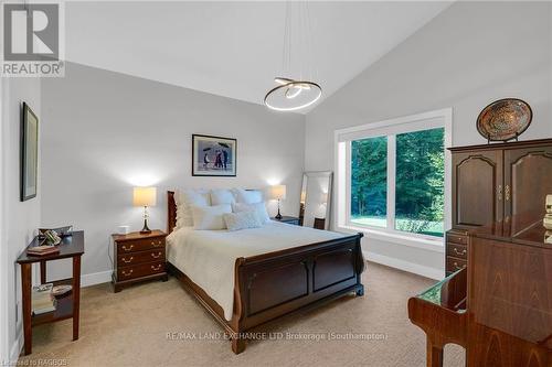 19 Walker Way, South Bruce Peninsula, ON - Indoor Photo Showing Bedroom