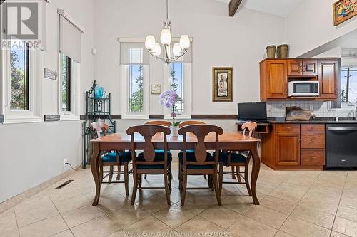 7380 Disputed Road, Lasalle, ON - Indoor Photo Showing Dining Room