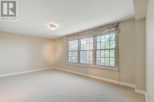 5 Hill Crescent, Toronto, ON - Indoor Photo Showing Other Room