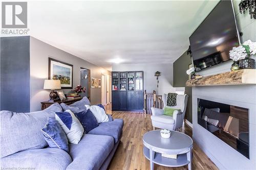 1026 St Matthews Avenue, Burlington, ON - Indoor Photo Showing Living Room With Fireplace