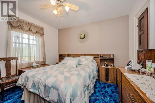 56 Vernon Street, Toronto, ON - Indoor Photo Showing Bedroom