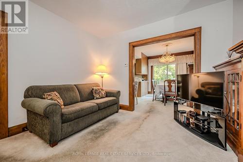 56 Vernon Street, Toronto, ON - Indoor Photo Showing Living Room