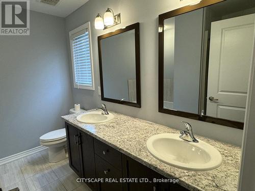 94 Mccabe Avenue, Welland, ON - Indoor Photo Showing Bathroom