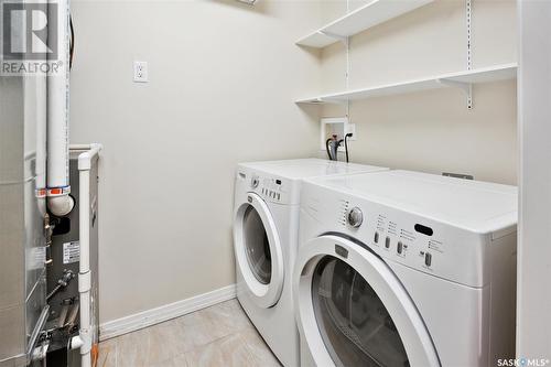 405 922 Broadway Avenue, Saskatoon, SK - Indoor Photo Showing Laundry Room