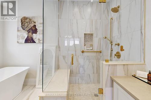 92 Holt Drive, New Tecumseth, ON - Indoor Photo Showing Bathroom