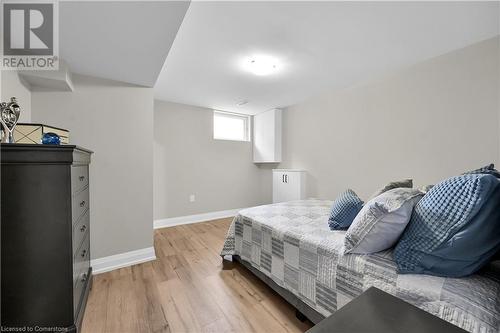 4 James Avenue, Stoney Creek, ON - Indoor Photo Showing Bedroom