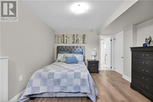 4 James Avenue, Stoney Creek, ON - Indoor Photo Showing Bedroom